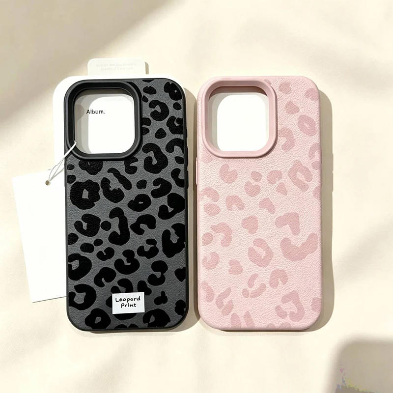 Oppo Reno 12 - Klasik Siyah Pembe Leopar Desenli Kılıf